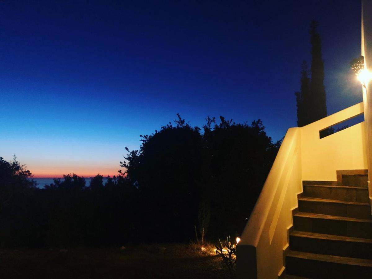Kyparissia De Wandelboom Villa Vrises  Exterior photo